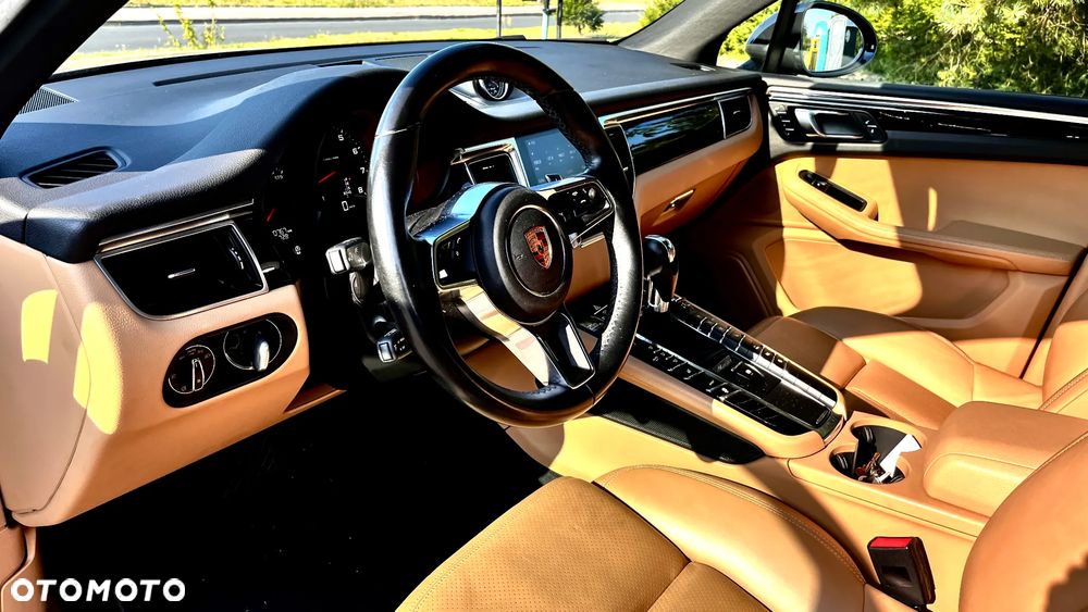 Porsche Macan - 22