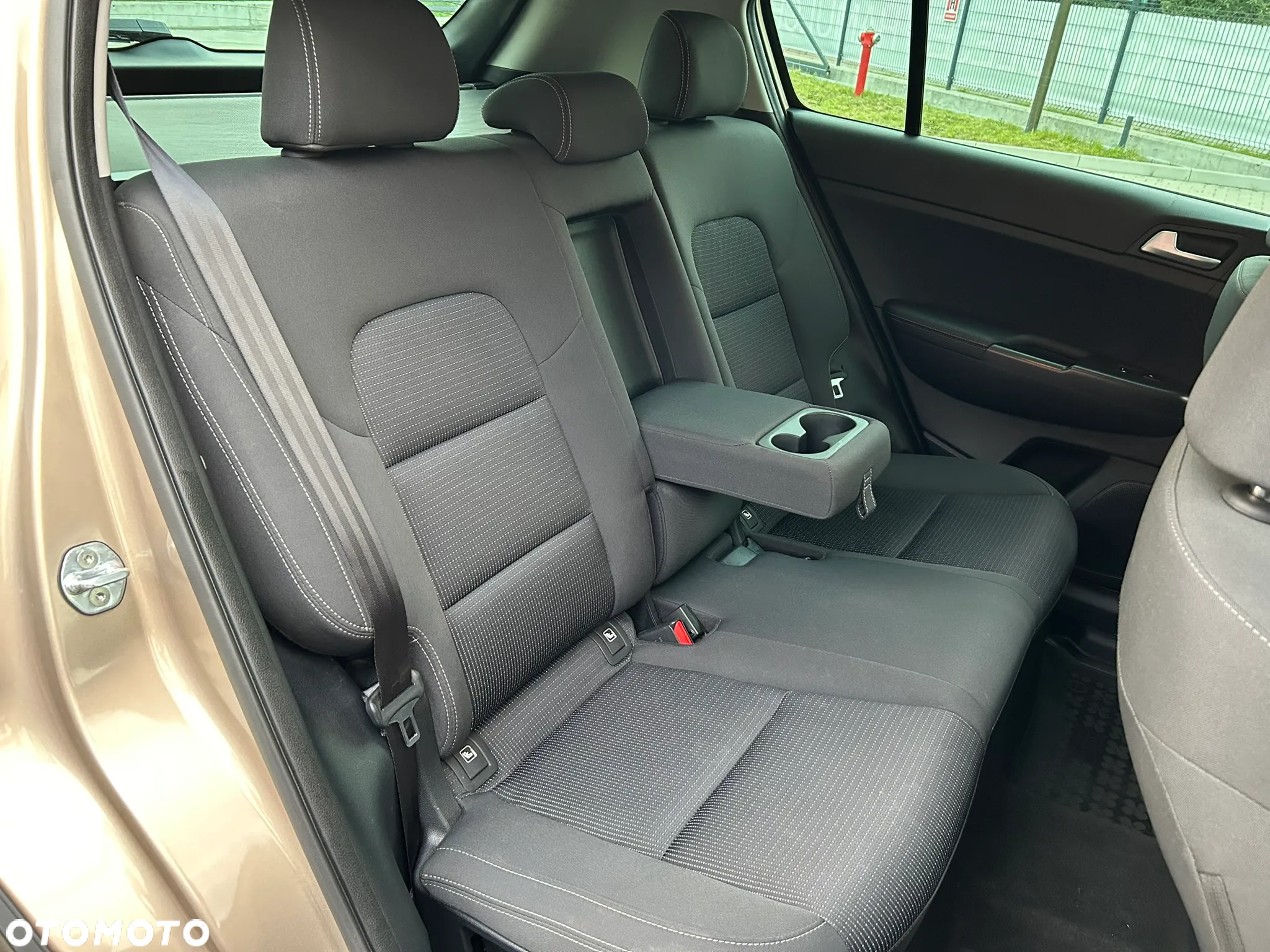 Kia Sportage 1.6 GDI L Business Line 2WD - 11