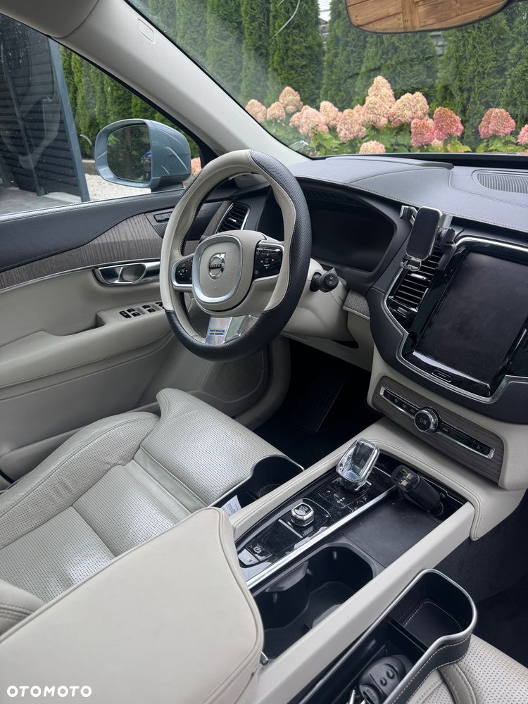 Volvo XC 90 - 19