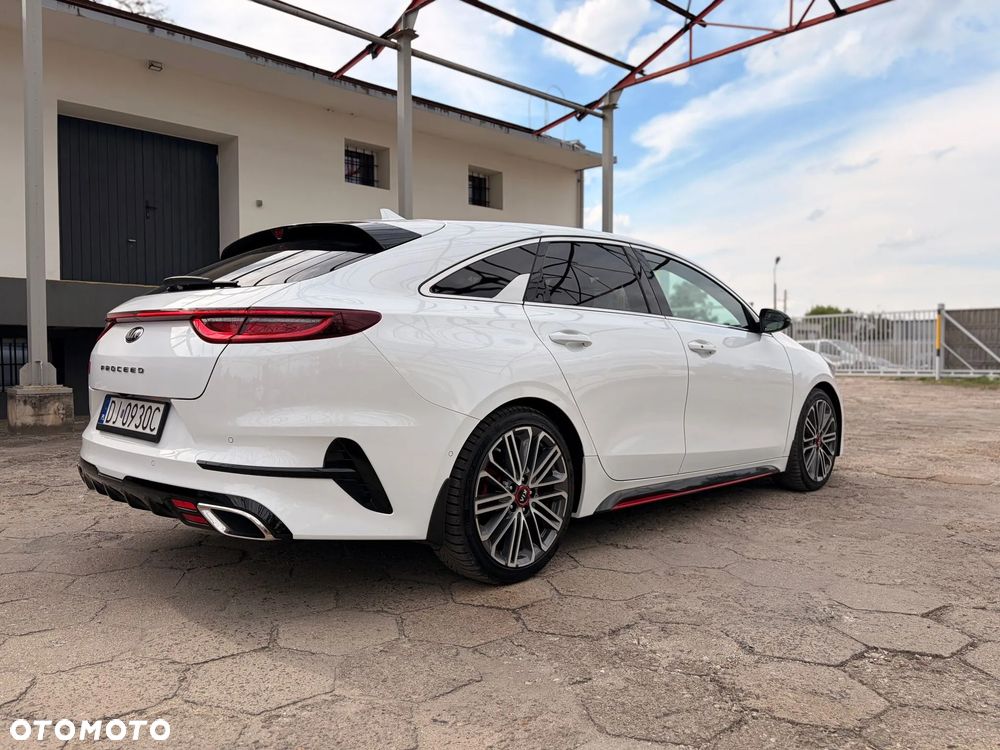 Kia ProCeed - 7