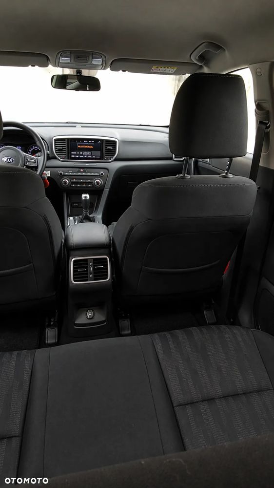 Kia Sportage 1.6 GDI 2WD ISG Dream-Team Edition - 35