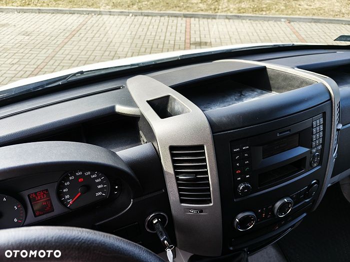 Volkswagen Crafter - 33