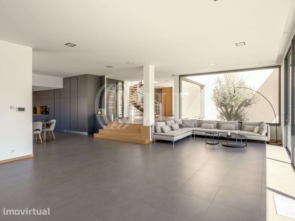 Moradia T4 com jardim e piscina em Vilela, Paredes - Grande imagem: 4/32