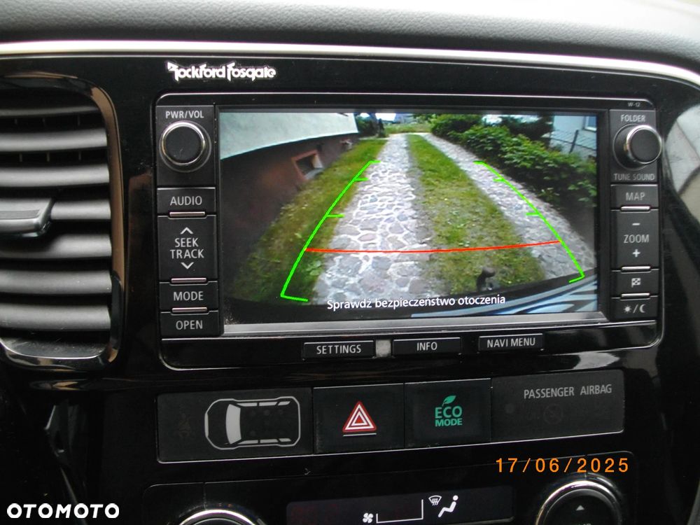 Mitsubishi Outlander Instyle NAVI - 15