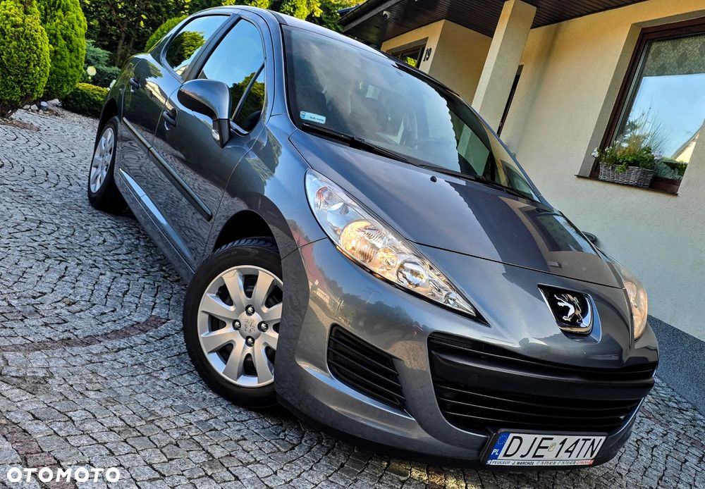 Peugeot 207 - 33