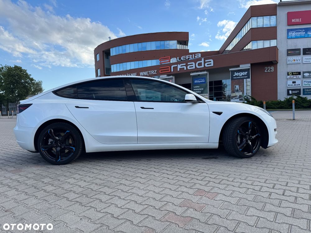 Tesla Model 3 Long Range AWD Premium - 10