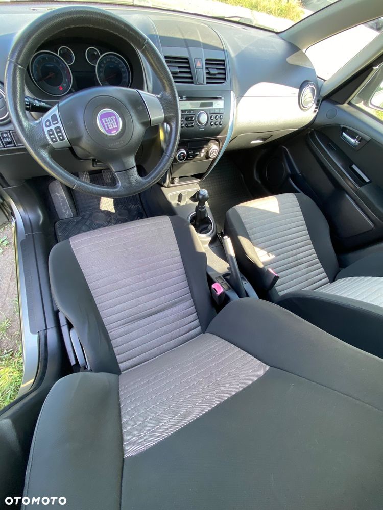 Fiat Sedici 1.6 16V 4x4 Emotion - 37