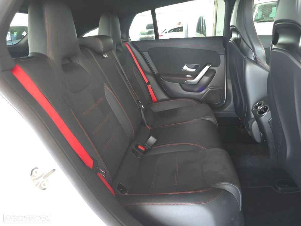 Mercedes-Benz CLA 45 AMG S Shooting Brake 4Matic+ - 15
