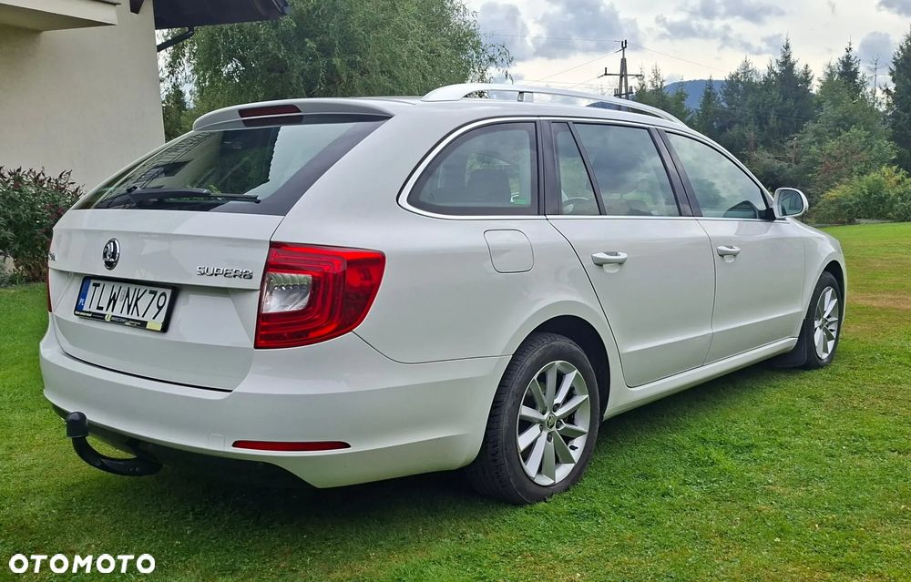 Skoda Superb 2.0 TDI Ambition - 3