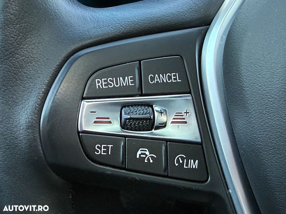 BMW Seria 3 320e Aut. Sport Line - 17