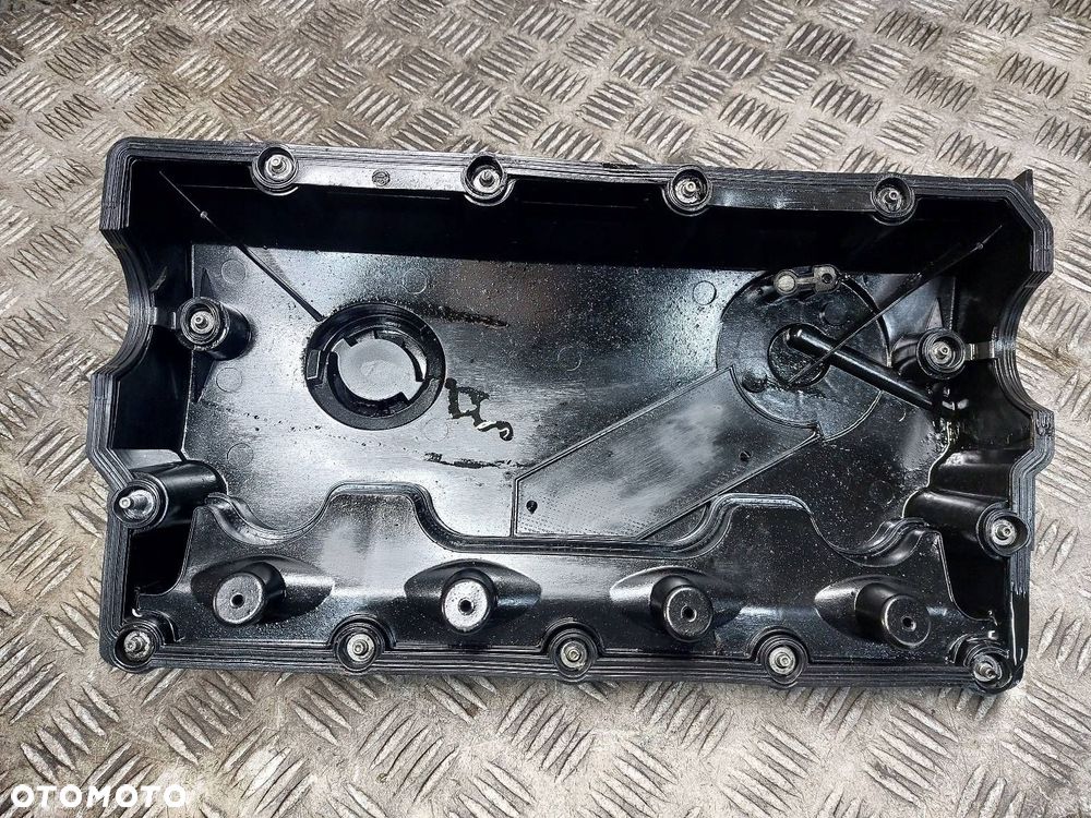 POKRYWA ZAWORÓW VOLKSWAGEN PASSAT B5 1.9 TDI - 2