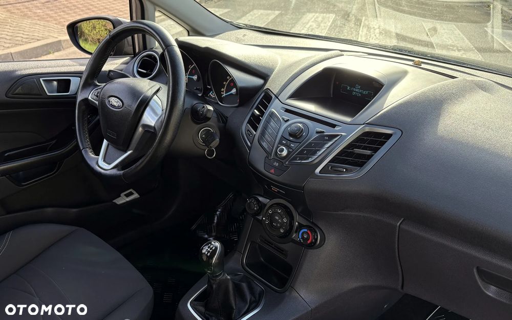 Ford Fiesta 1.25 Titanium EU5 - 18