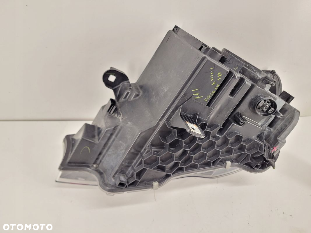 BMW X3 F25 Lift X4 F26 Xenon lampa prawa przód - 8