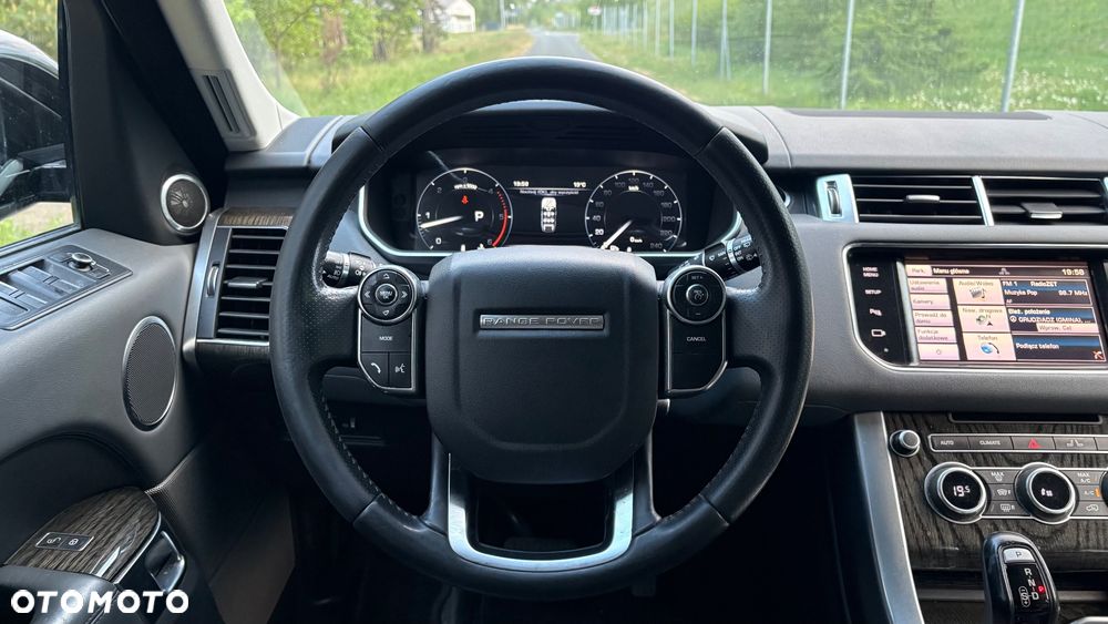 Land Rover Range Rover Sport D250 (SDV6) HSE Dynamic - 29