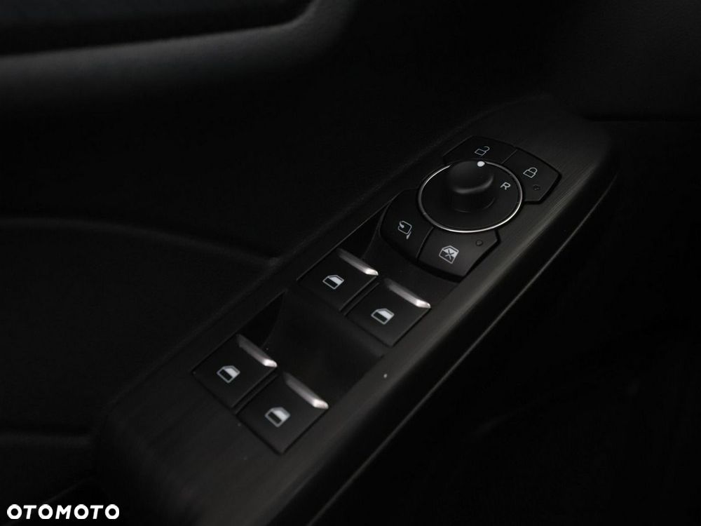 Ford Kuga - 35