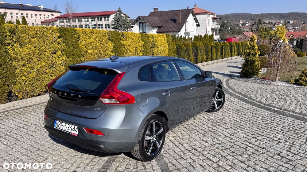 Volvo V40 D2 Kinetic - 11