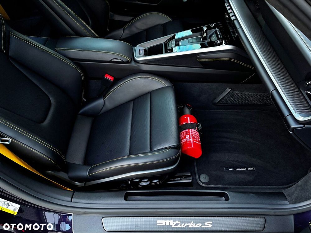 Porsche 911 Turbo S - 39