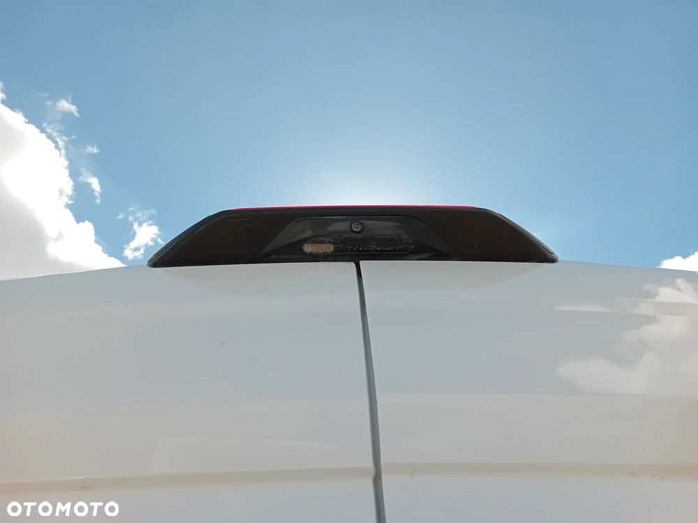 Ford Transit Trend - 8