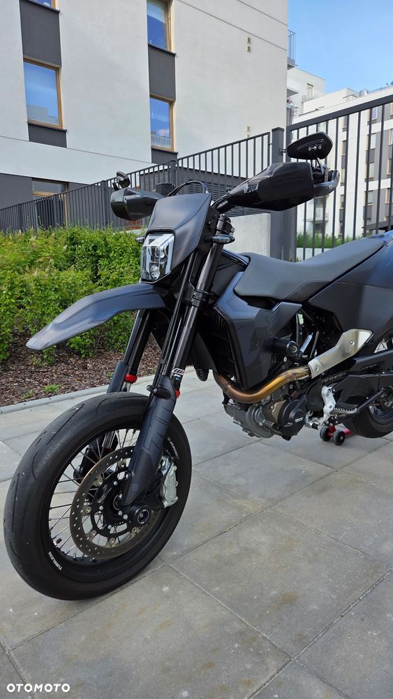 Husqvarna 701 - 10