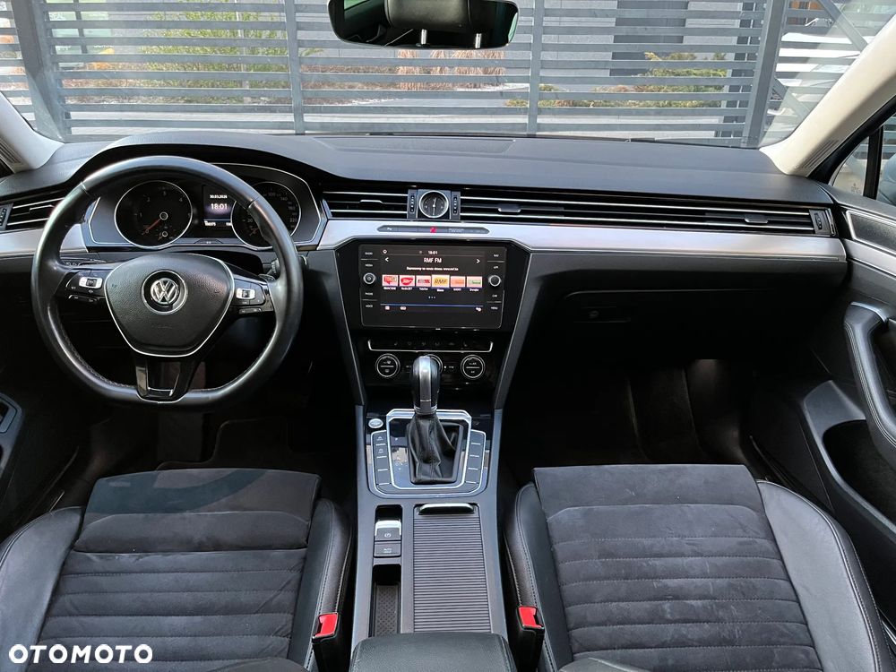 Volkswagen Passat 2.0 TDI SCR Highline DSG - 10