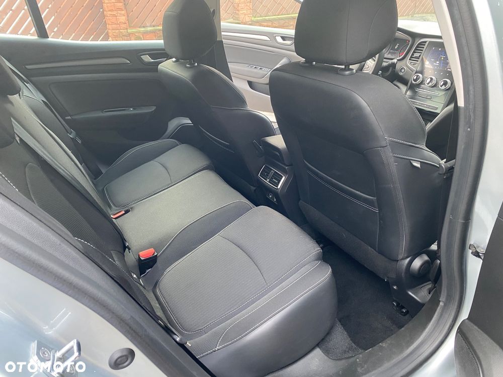 Renault Megane 1.3 TCe FAP Equilibre EDC - 20