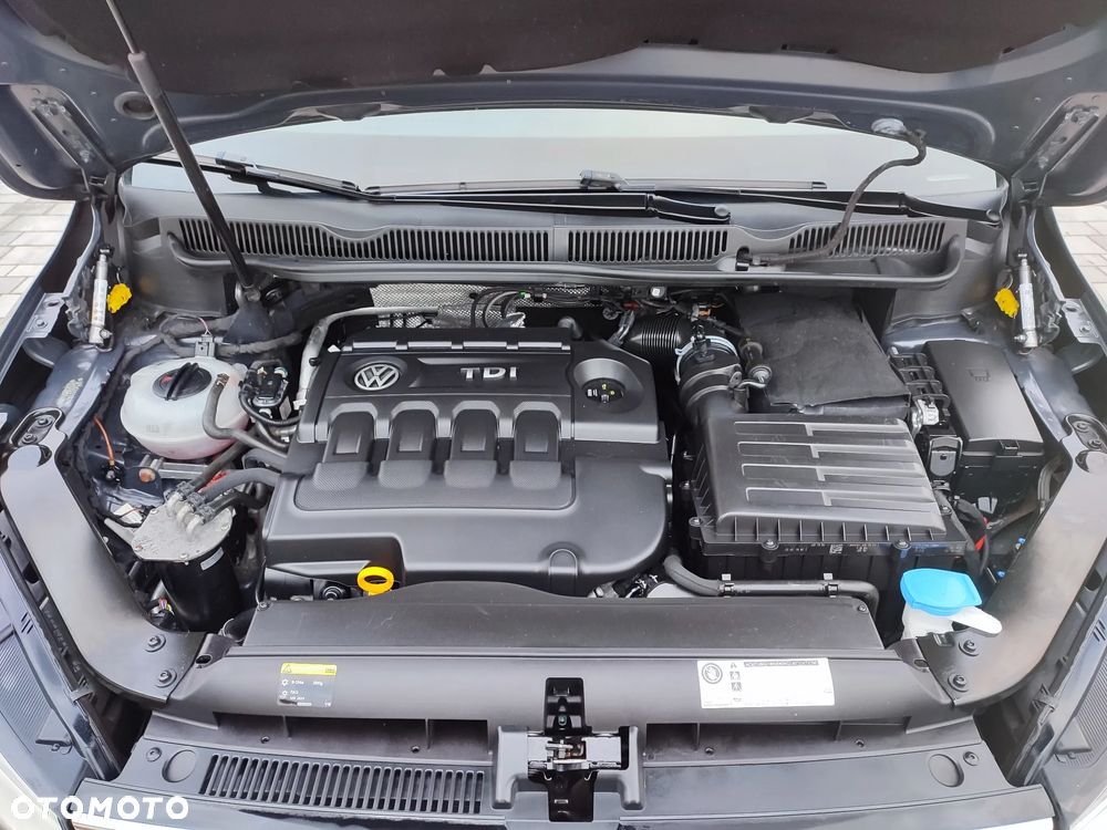 Volkswagen Touran 2.0 TDI BMT Comfortline DSG - 40