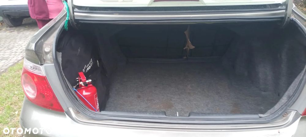 Honda City 1.4 Comfort - 8