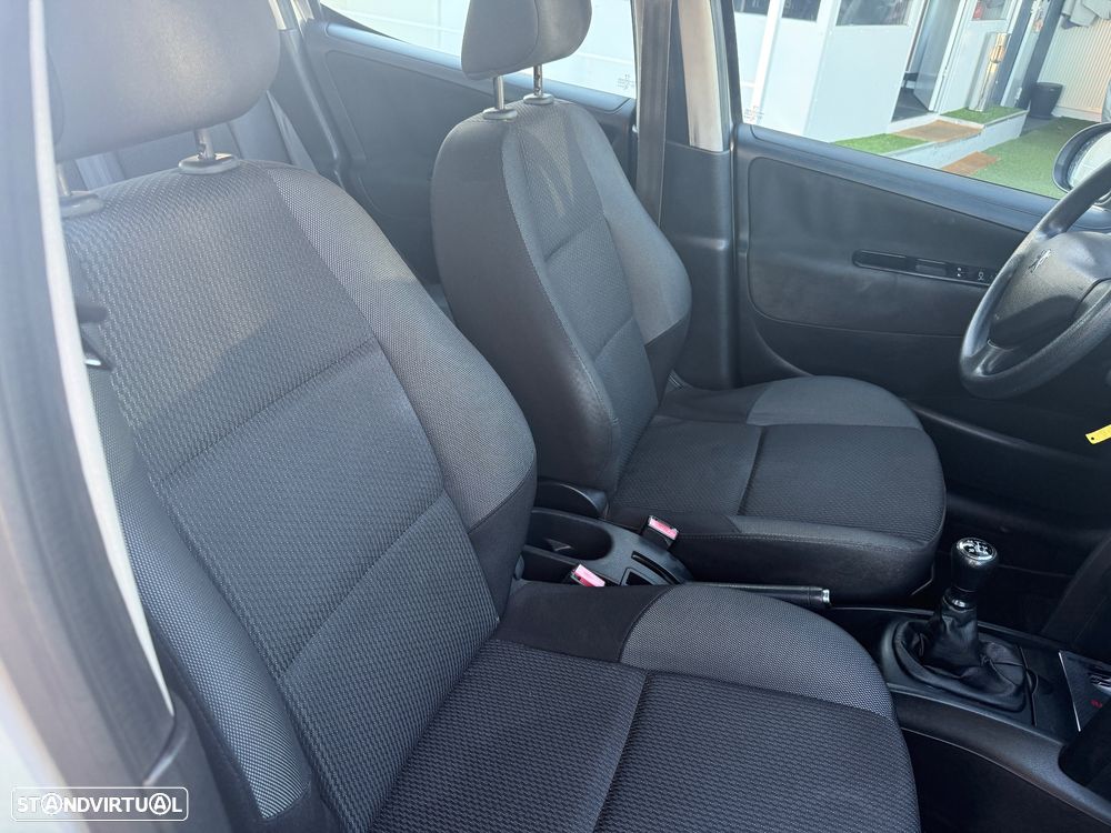 Peugeot 207 SW 1.4 Premium - 17