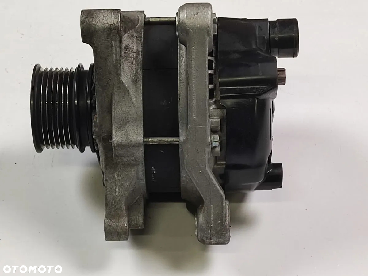 HONDA CR-V 1.5i 19-22r Alternator - 5