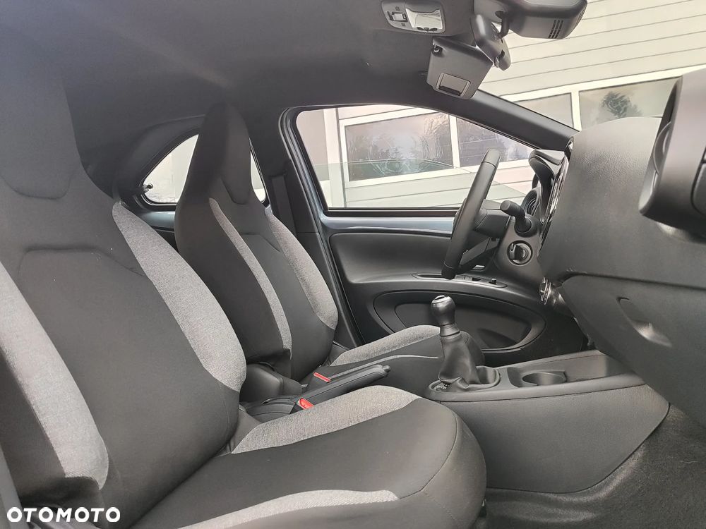 Toyota Aygo X Air Teamplayer - 16