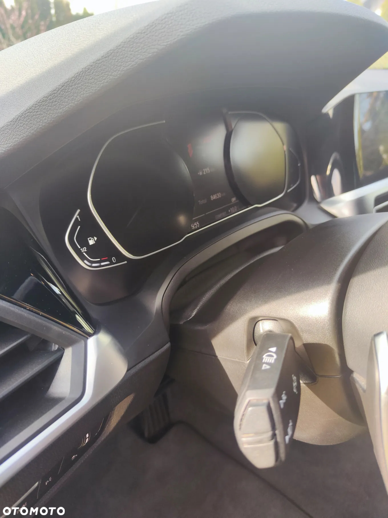 BMW Seria 3 330i Sport Line - 34