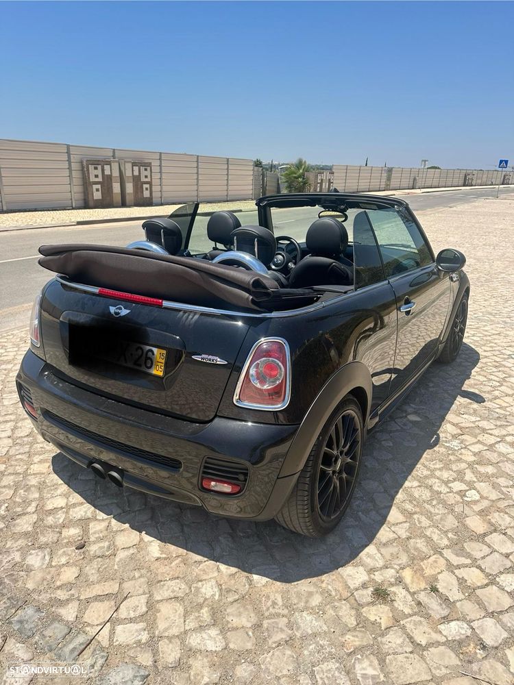 mini cabrio ver-john-cooper-works-auto - 3