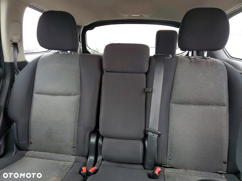 Nissan Pathfinder - 9