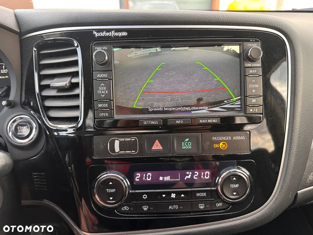 Mitsubishi Outlander 2.0 2WD CVT Diamant Edition - 32