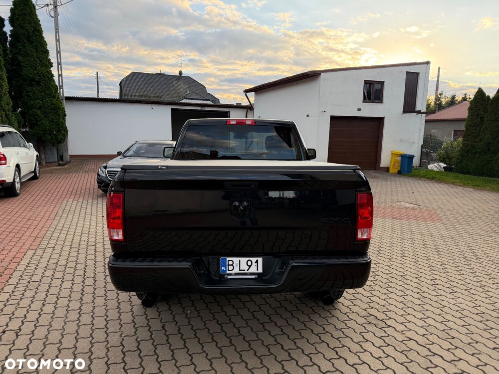 Dodge RAM - 6