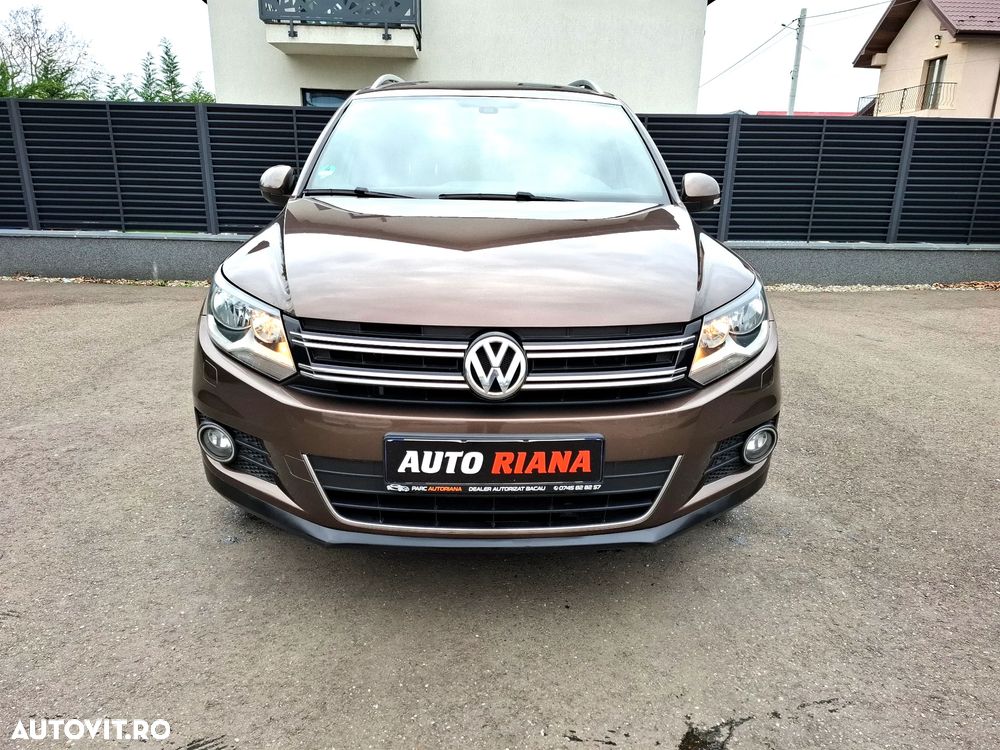 Volkswagen Tiguan 2.0 TDI SCR BlueMotion Technology Lounge Sport & Style - 10