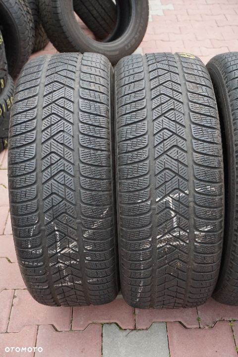 Pirelli 245 65 17 scorpion winter - 2