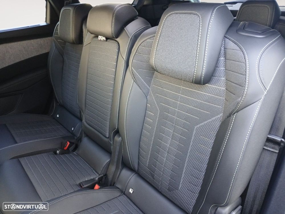 Peugeot 5008 - 14