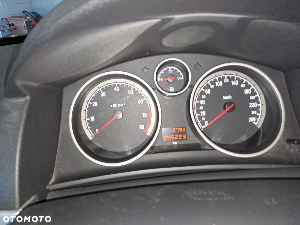 Opel Astra 1.6 Enjoy - 2