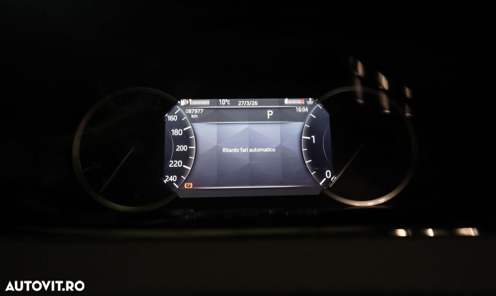 Land Rover Range Rover Evoque - 24