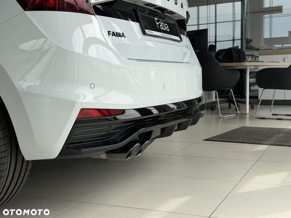 Skoda Fabia - 10