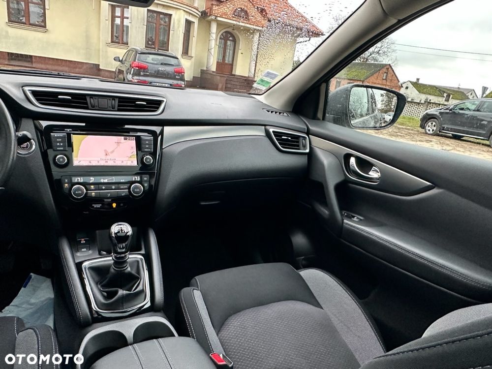 Nissan Qashqai 1.3 DIG-T ACENTA - 13