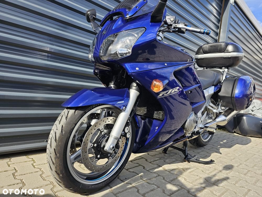 Yamaha FJR - 21