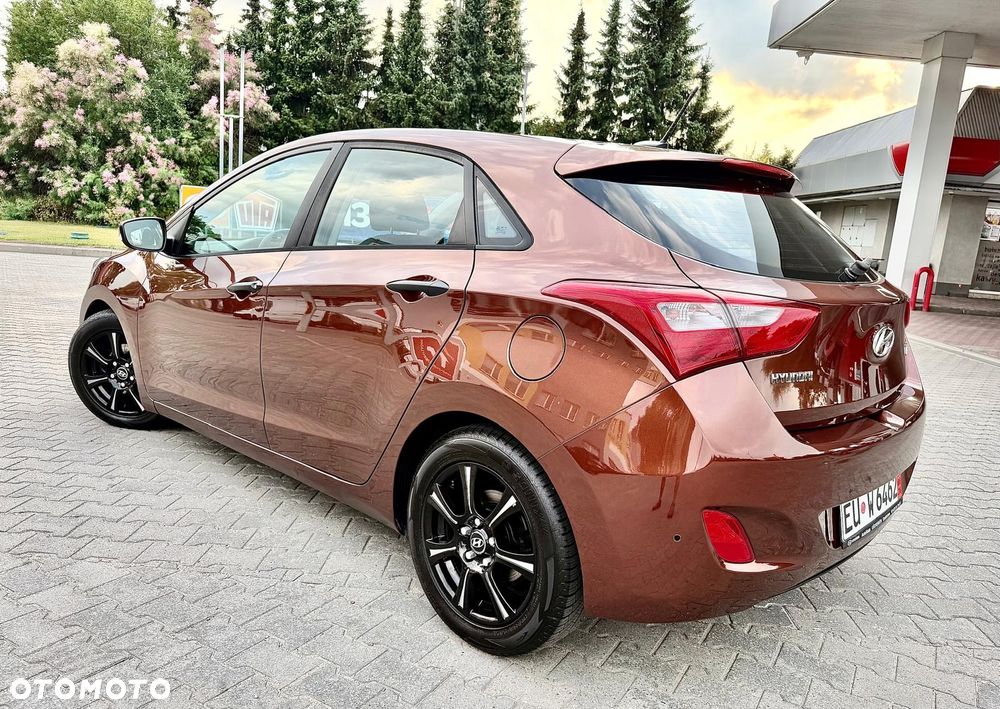 Hyundai i30 - 22