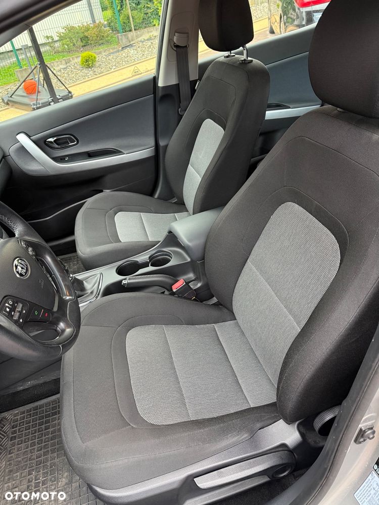 Kia Ceed 1.6 GDI L - 7