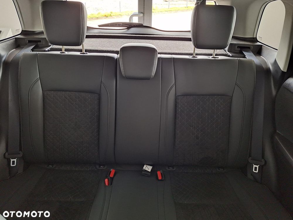 Suzuki Vitara 1.4 Boosterjet mHEV Elegance 2WD - 28