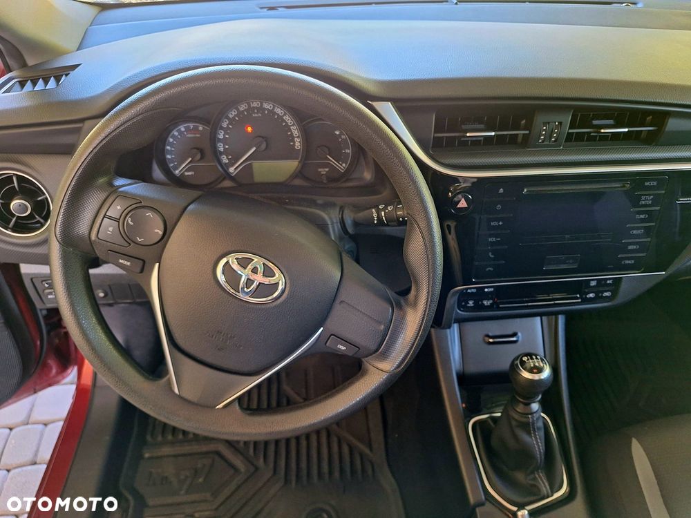 Toyota Auris 1.33 VVT-i Active - 6