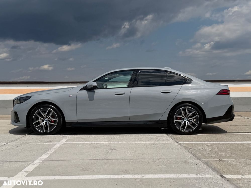 BMW Seria 5 520d AT MHEV - 30