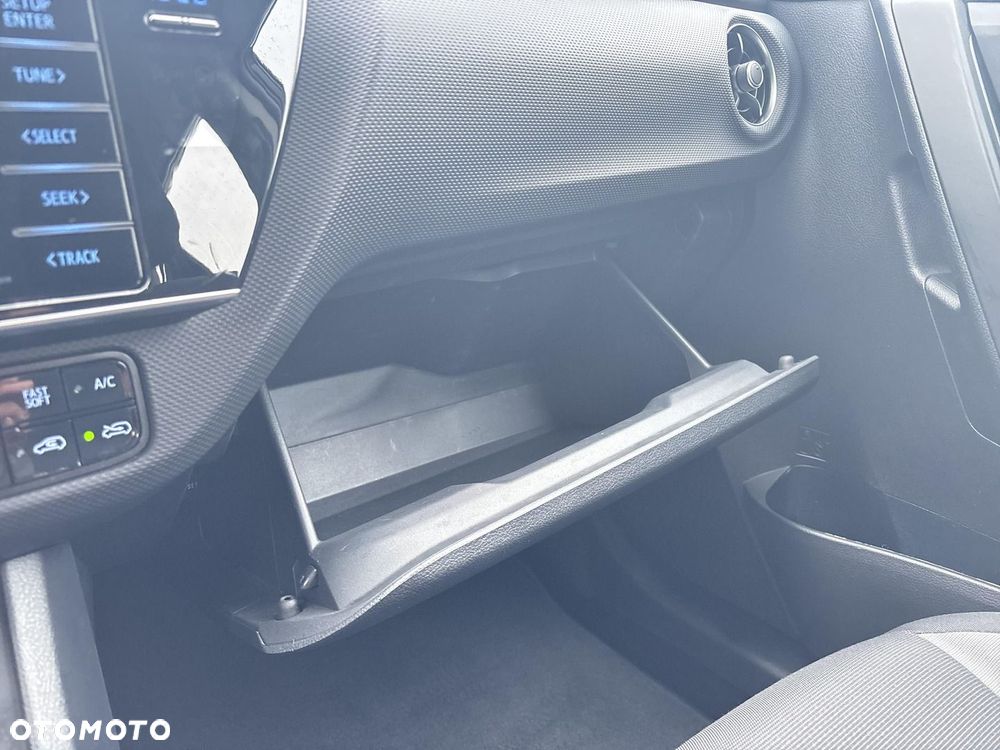 Toyota Auris 1.33 VVT-i Active - 23