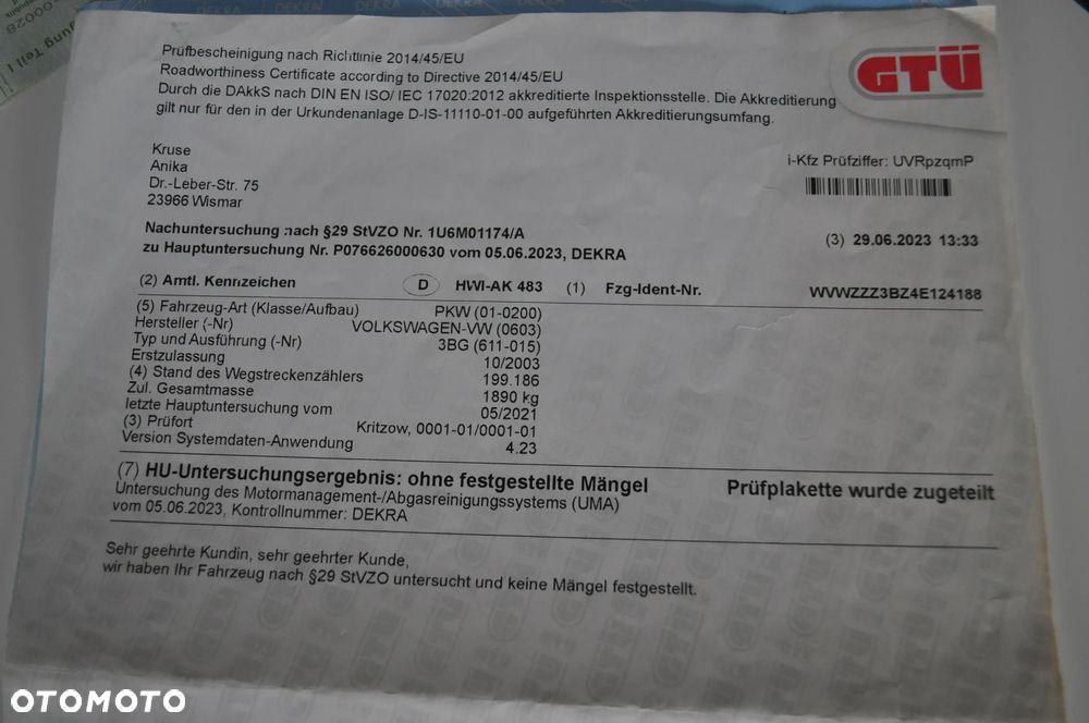 Volkswagen Passat 1.6 Comfortline - 34